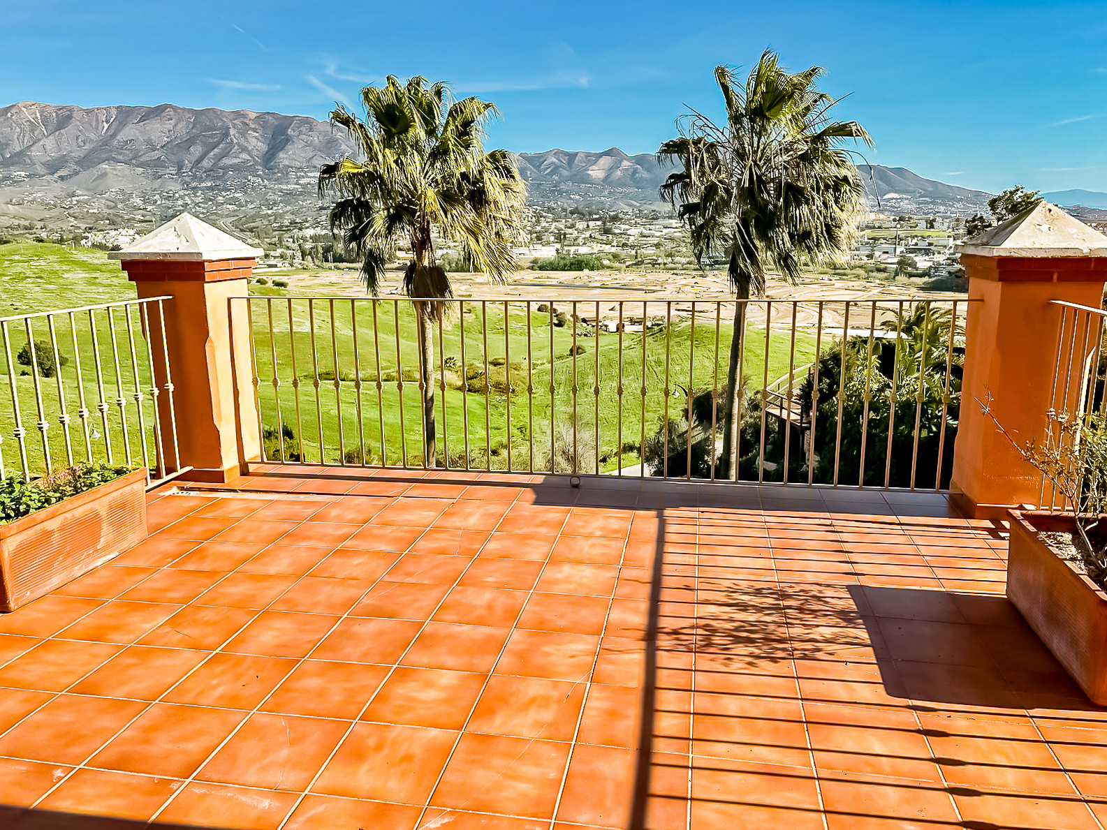 Cerros del Aguila, Mijas