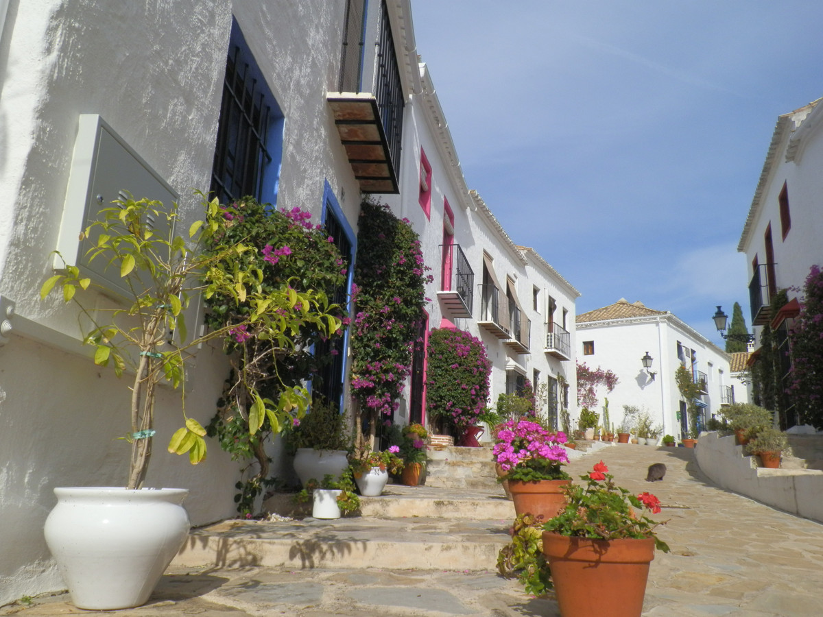 Nueva Andalucía, Marbella